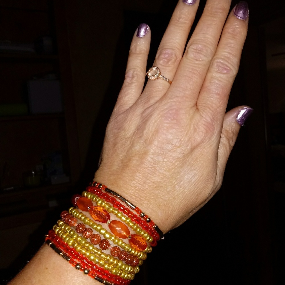 New Handmade 10 loop beaded bracelet